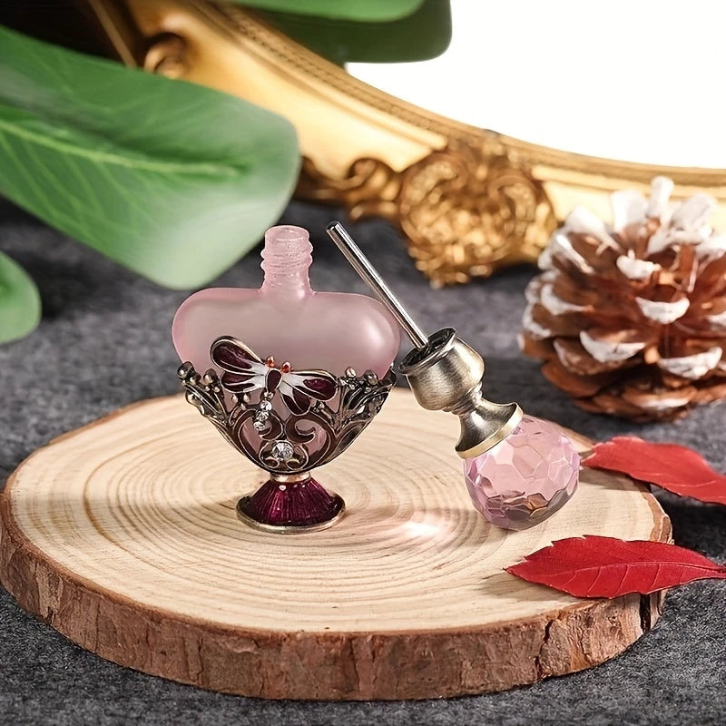 Vintage 4ml Crystal Heart-Shaped Perfume Bottle with Exquisite Butterfly Decoration